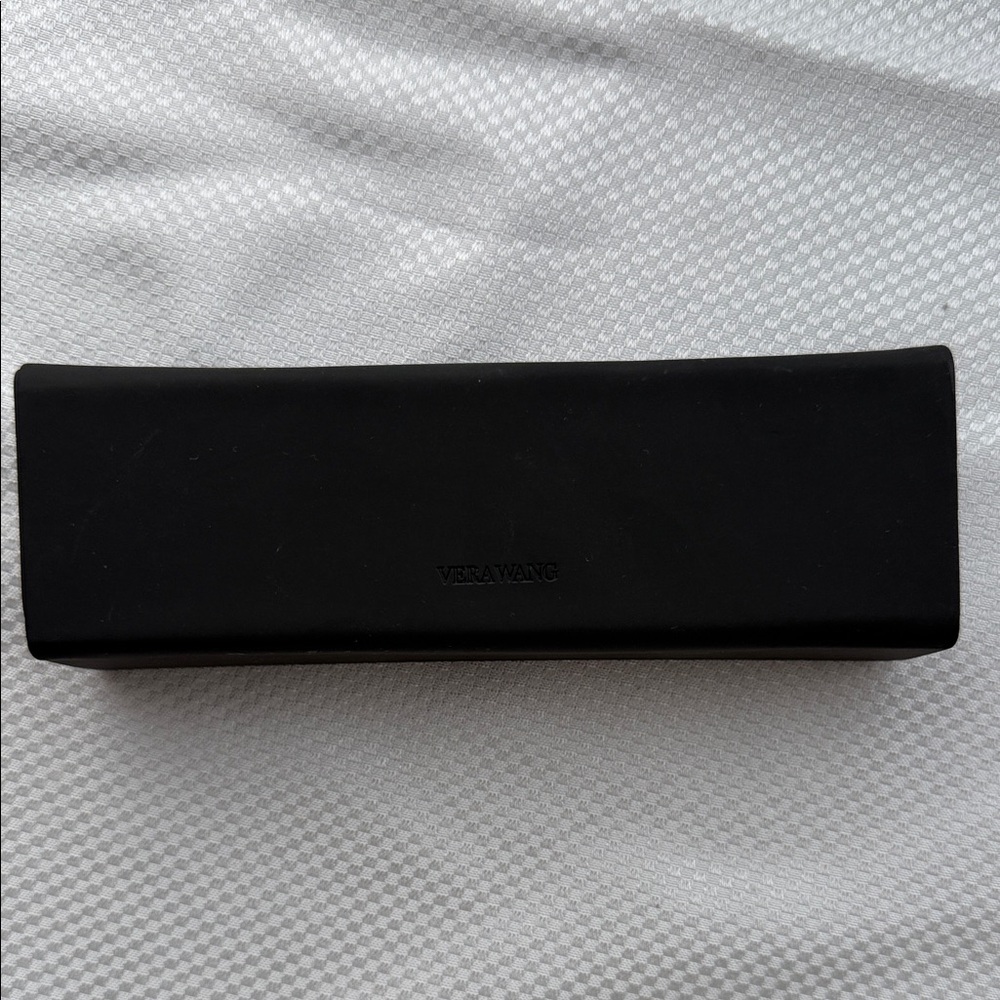 Vera Wang Elegant Black Hard Eyeglass Case